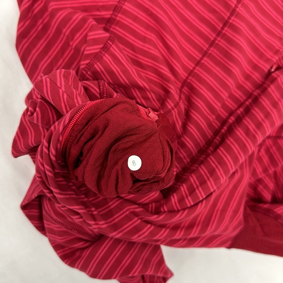 Lululemon Think Fast Pullover - Picture 6 of 7